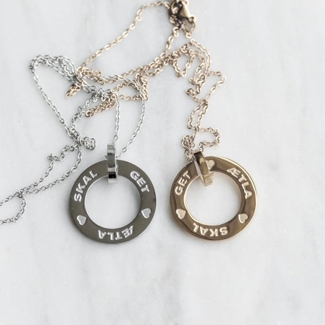 Icelandic Love Necklace - Blakk by B