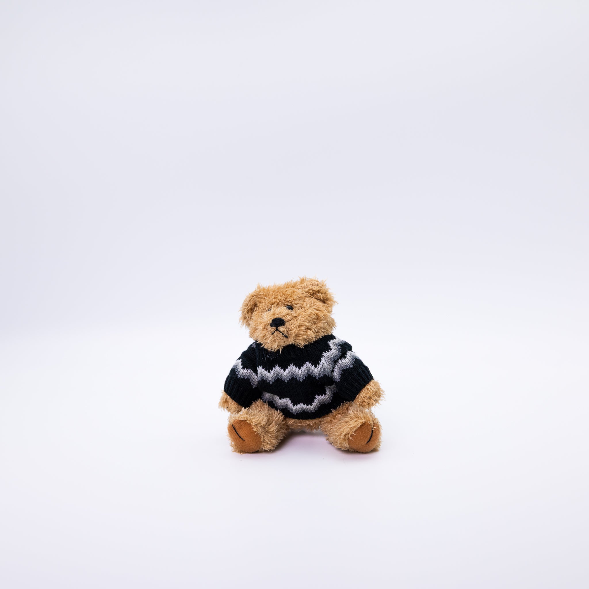 Teddy Bear In Wool Sweater 15 cm - A Memory From Iceland