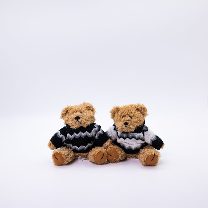 Teddy Bear In Wool Sweater 15 cm - A Memory From Iceland