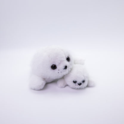 Extra Large Seal Grey Or White 35 cm - A Memory From Iceland