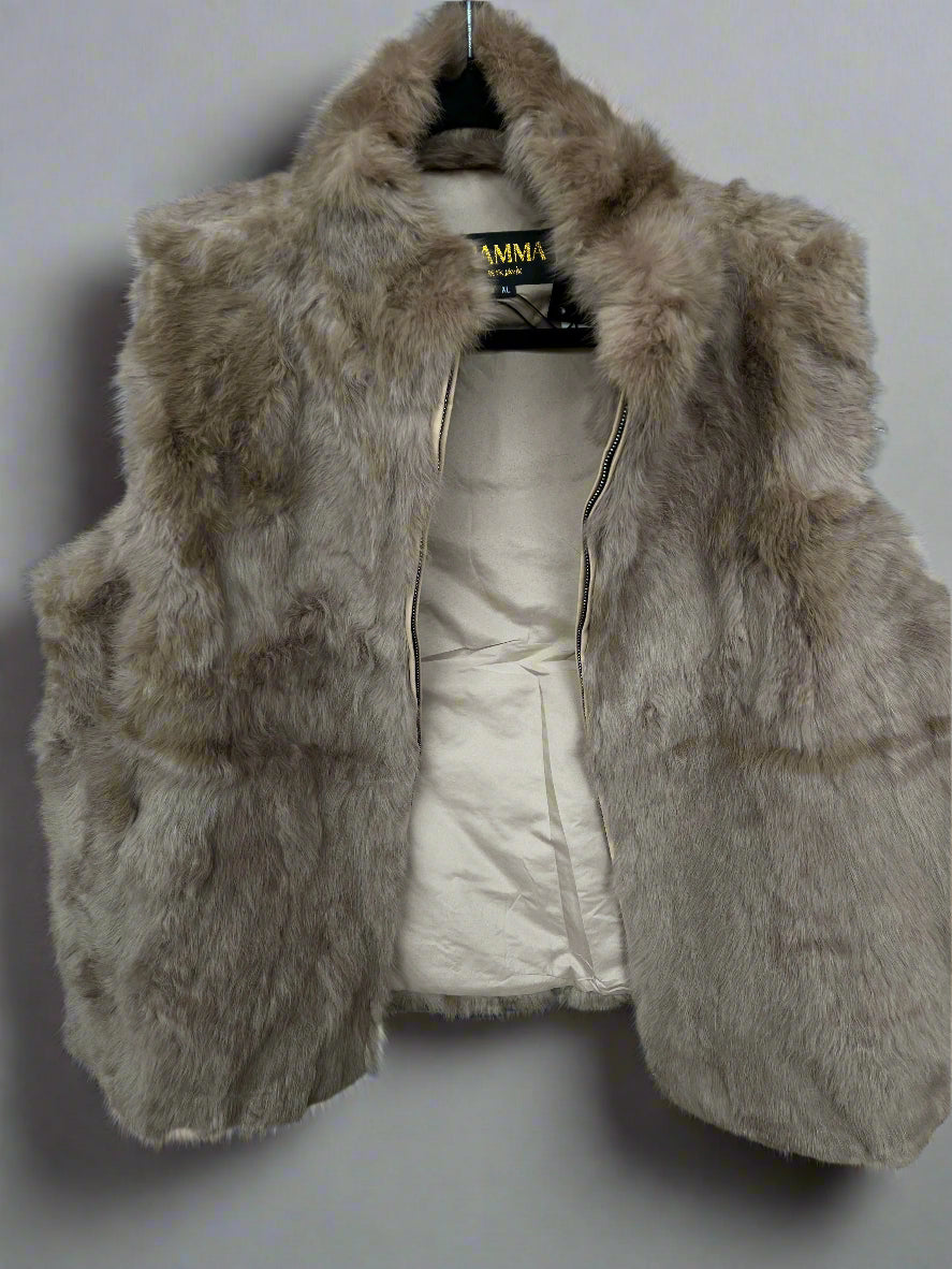 The Mamma Reykjavík Rabbit Vest