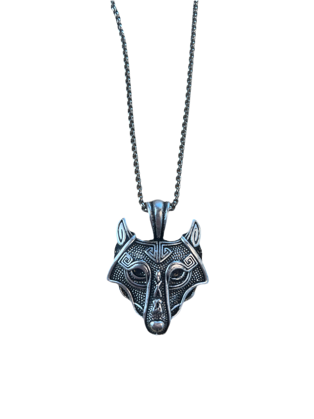 Necklace Hanging On Wall - Minjagripir.is