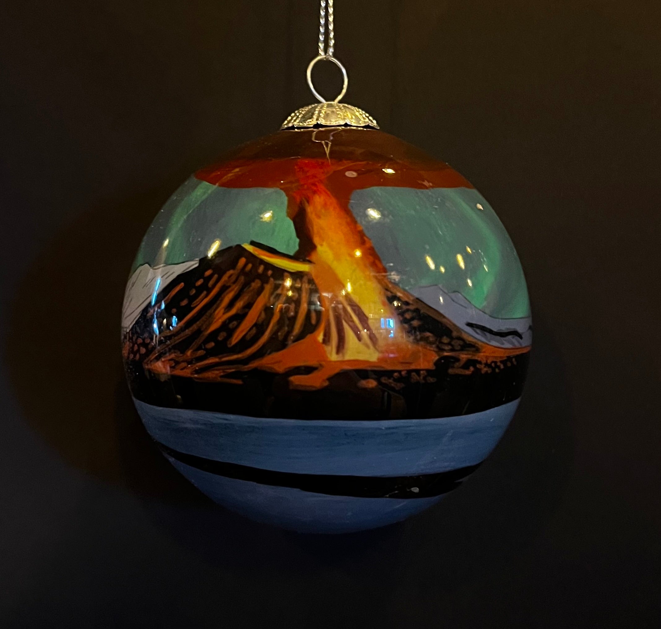 Handpainted Icelandic Glass Bauble - Gæfumunir