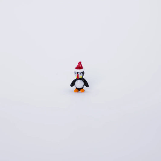 Glass Figurine Puffin With Christmas Hat (Large) - Minjagripir.is